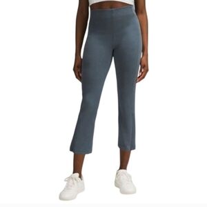 lululemon athletica Blue Cropped Pants